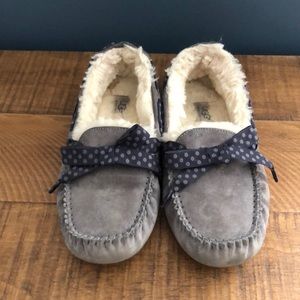 Ugg Dakota slipper